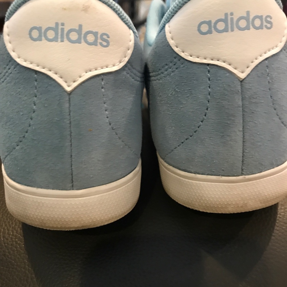 Adidas gazelle light blue size 9 women’s